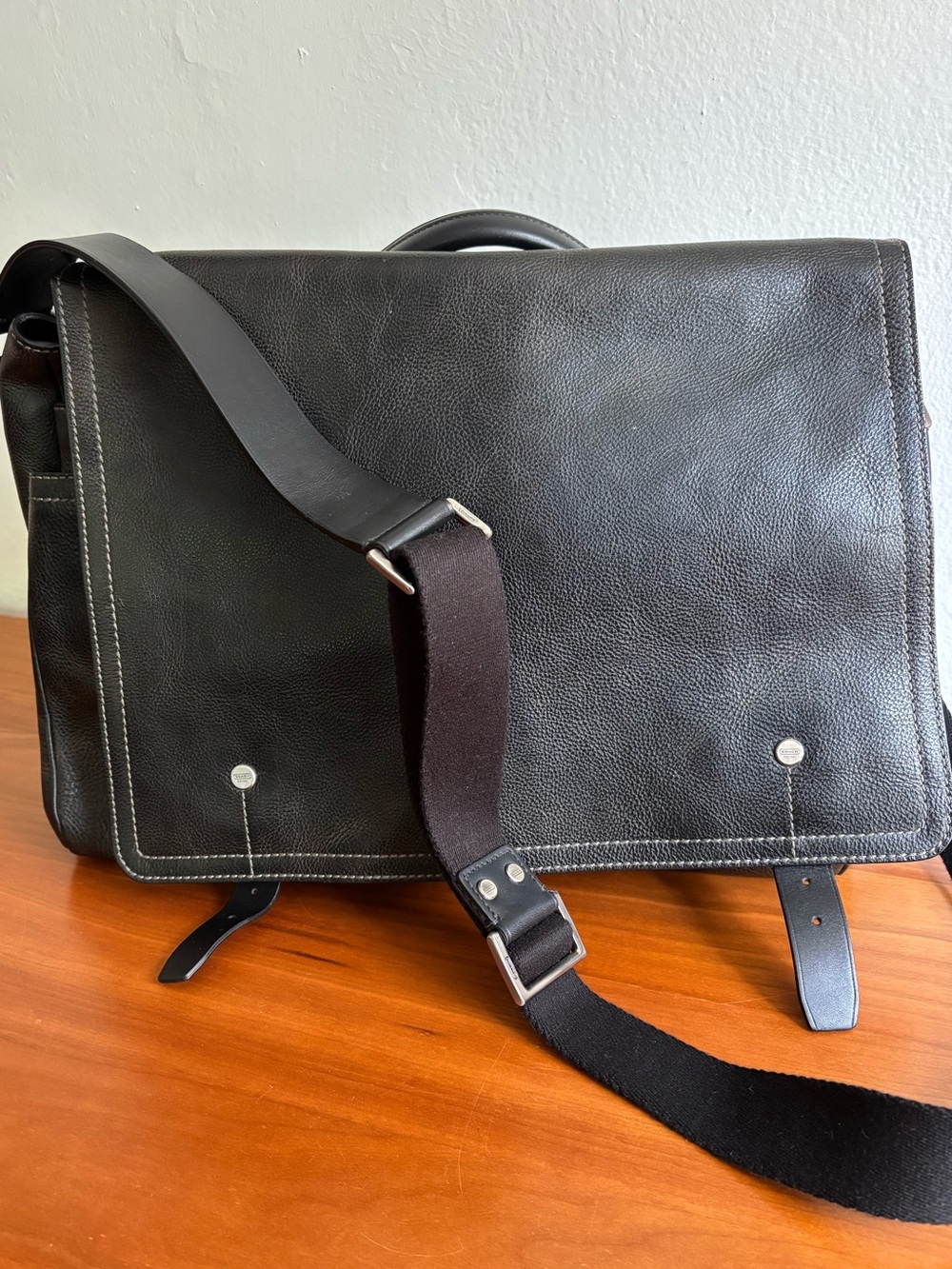 NWOT Coach Men's Vintage Leather Pebbled Messenger Bag